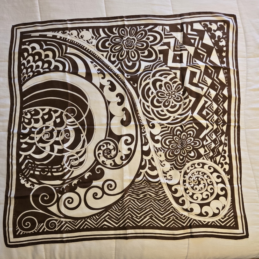 Vintage 70s Oscar de la Renta Silk Scarf
